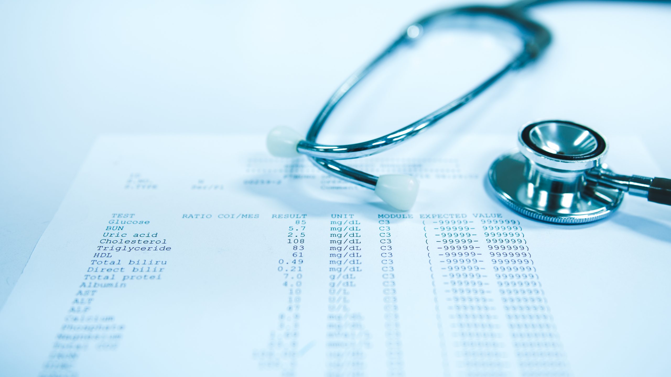 Jakie badania warto zrobić przed podróżą?